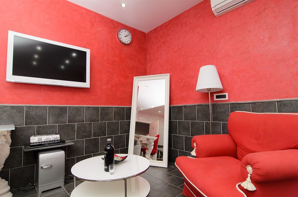 Suite Apartments Angioini Nápoles Exterior foto