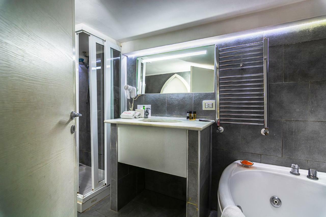 Suite Apartments Angioini Nápoles Exterior foto